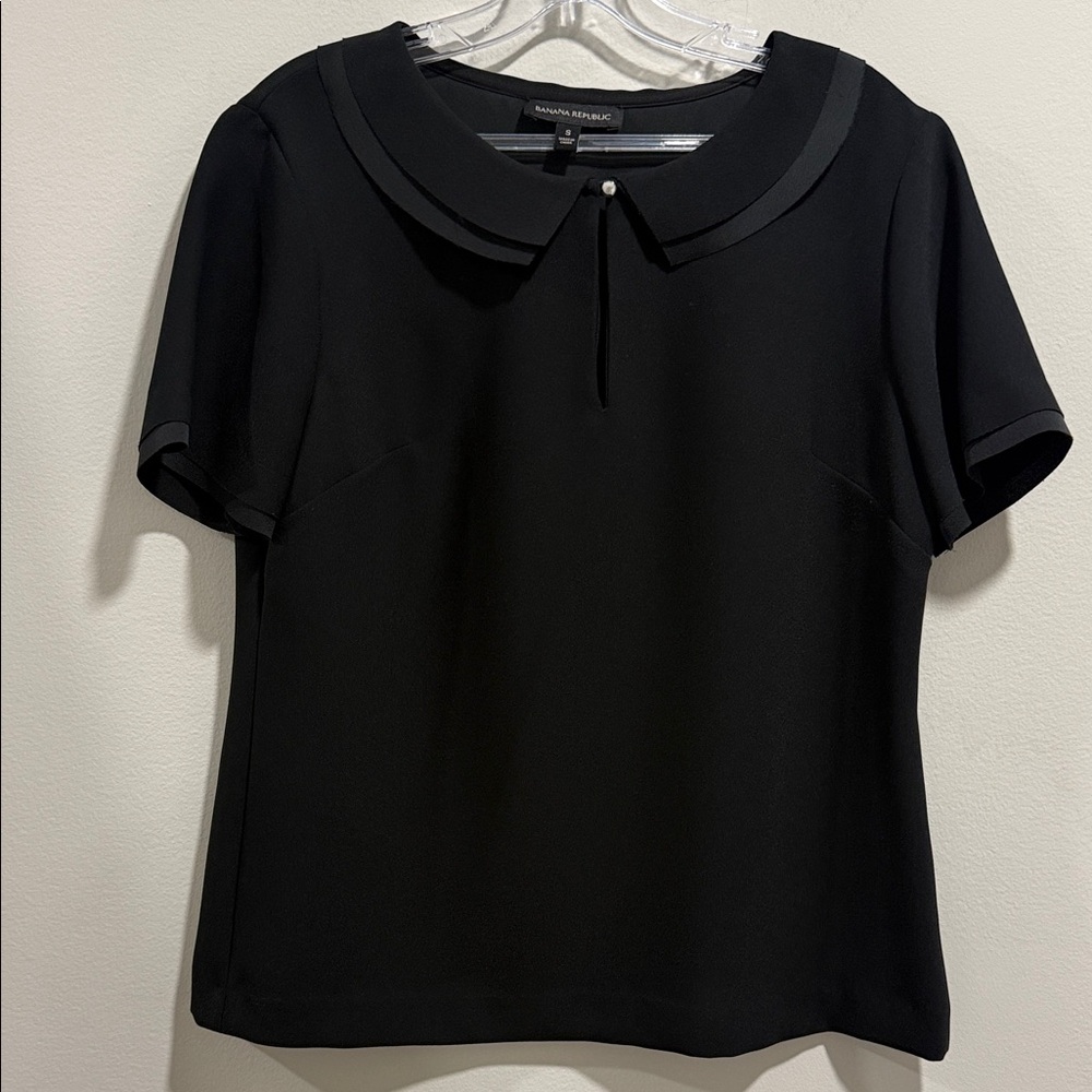 Banana Republic Classic Black Blouse with Peter Pan Collar
